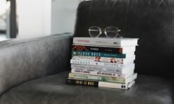 25 Life-Changing Books to Read in Your 20s A Definitive Guide to Growing, Thriving, and Finding Yourself